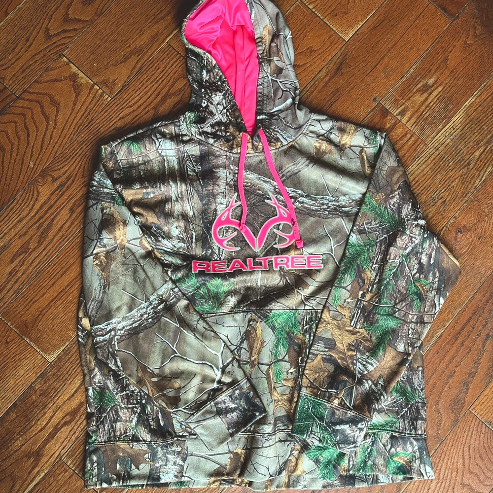Realtree Women’s Camouflage Hoodie